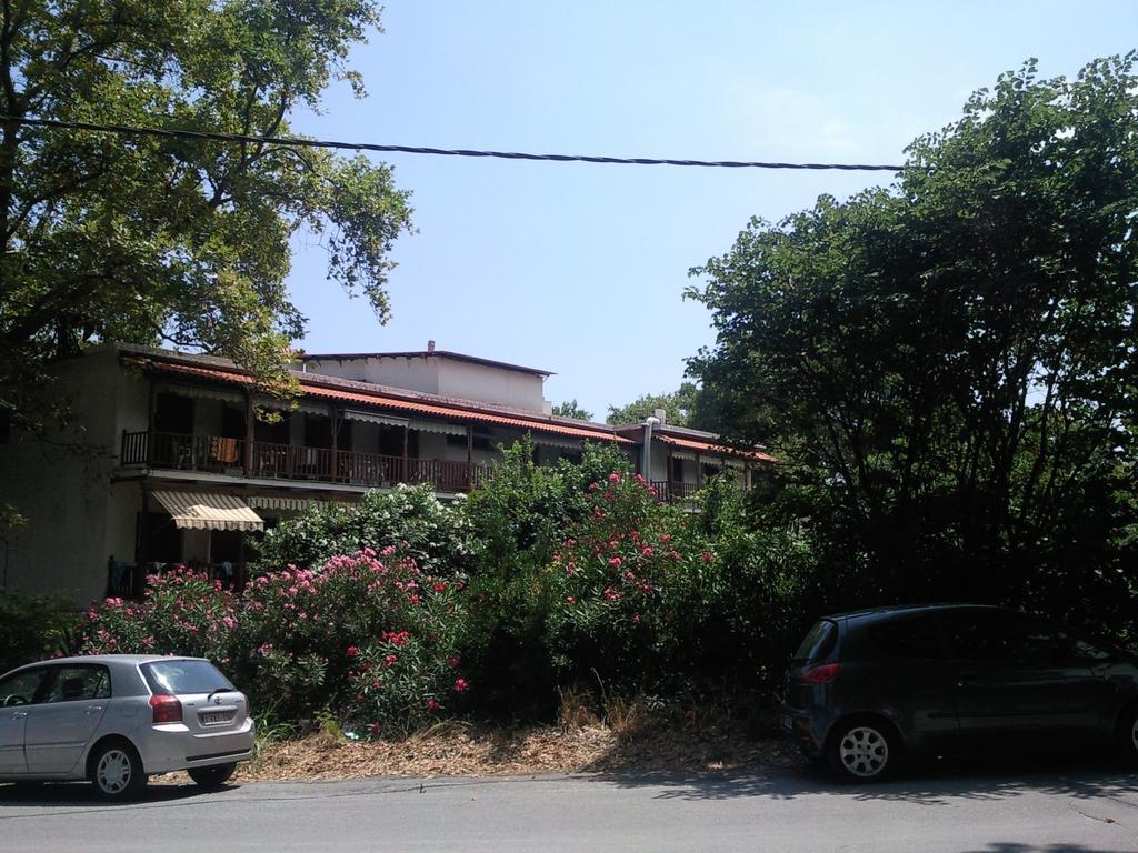 Katerina Hotel Chorefton Bagian luar foto