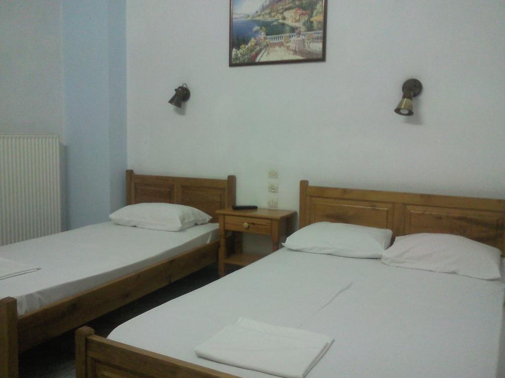 Katerina Hotel Chorefton Bagian luar foto