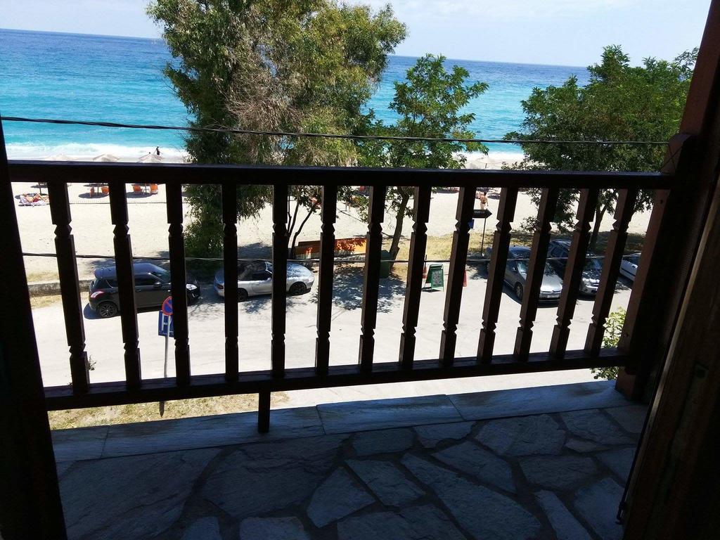 Katerina Hotel Chorefton Bagian luar foto
